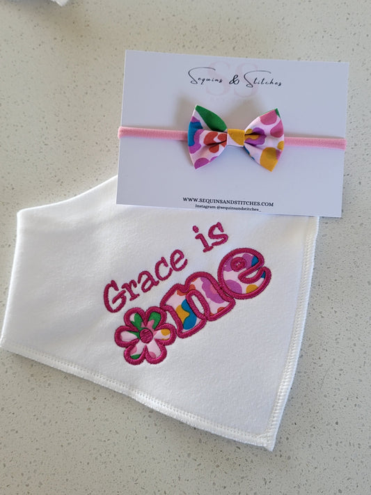 personalised flower birthday bib set