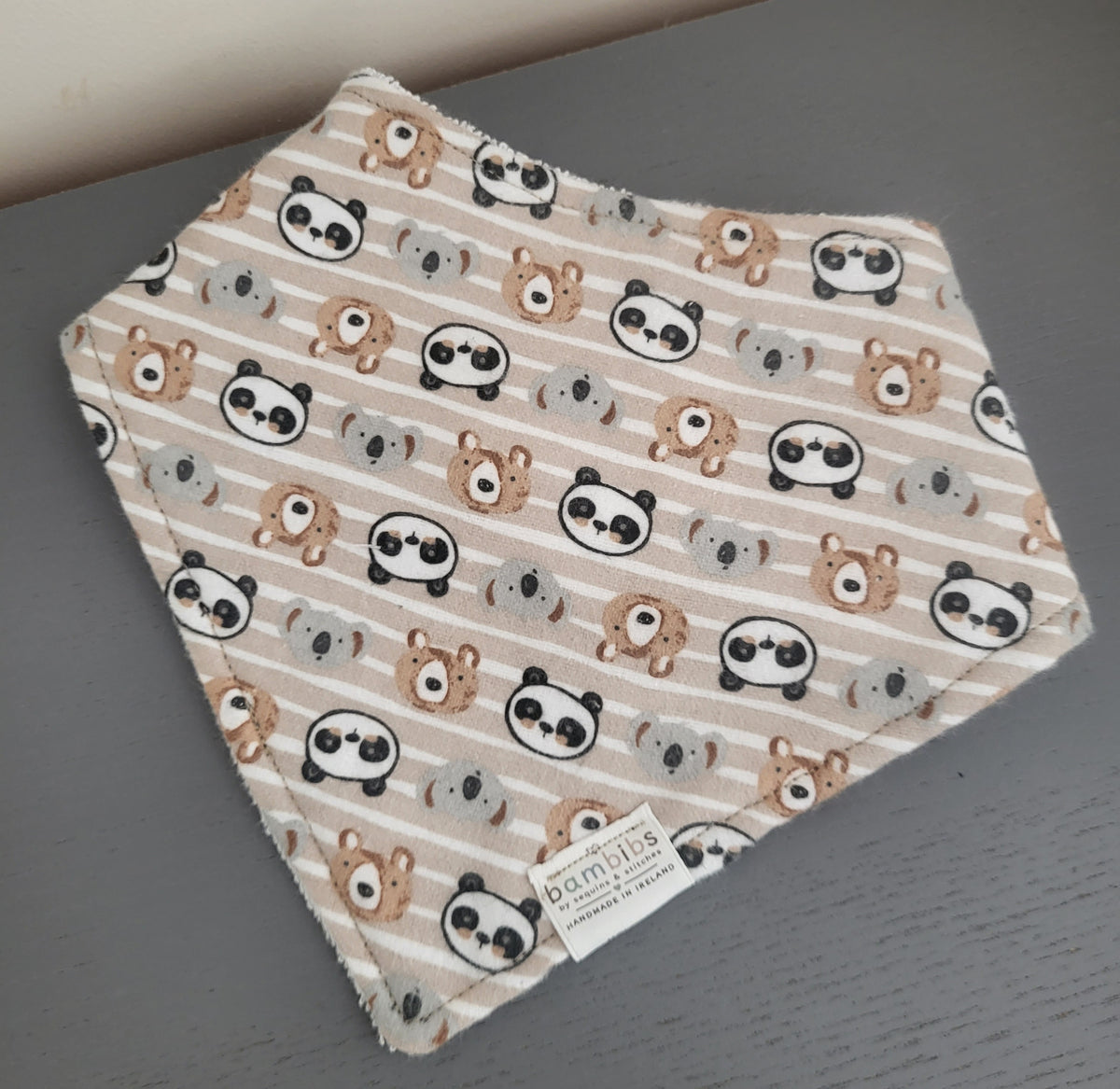 Cute cubs baby bib