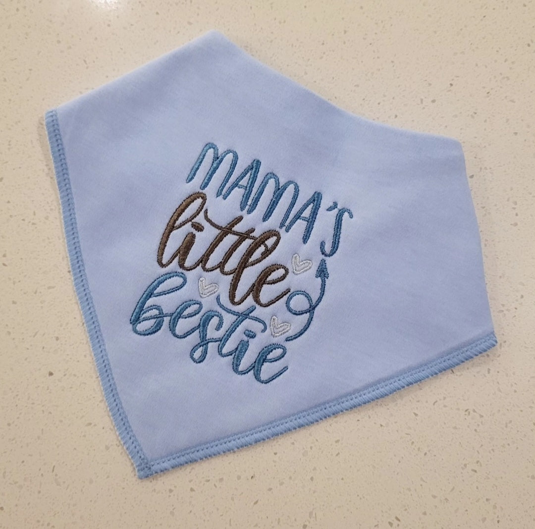 Mamas litttle bestie bib