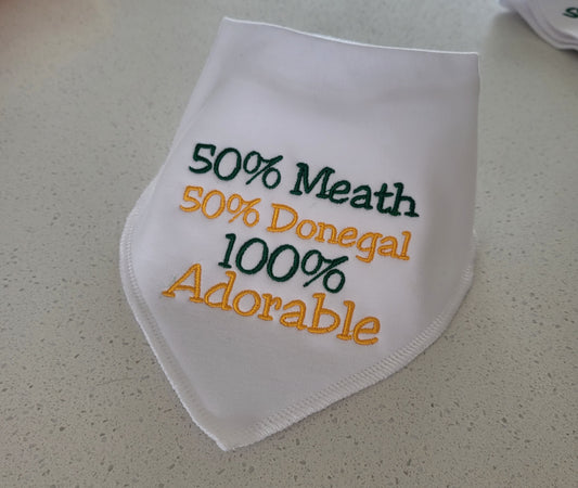 100% adorable gaa bib ( not personlised please only leave county names in box provided)
